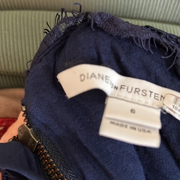 Diane von furstenberg Zarita sheath, great zipper down the back - Picture 4 of 4